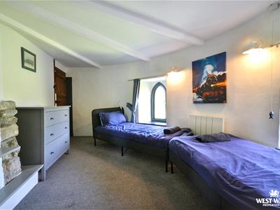 Picture 10